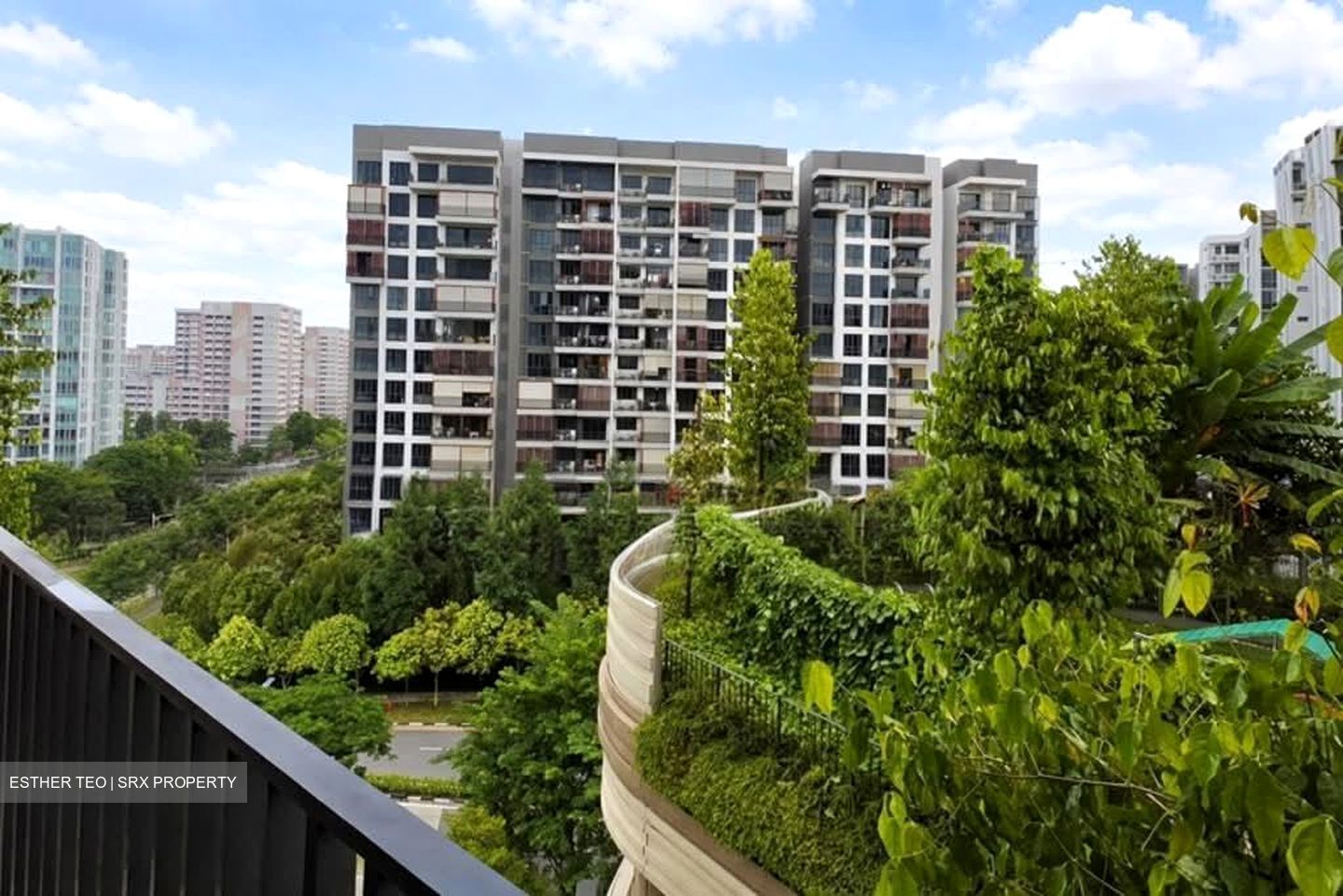 Sengkang Grand Residences (D19), Apartment #573882541